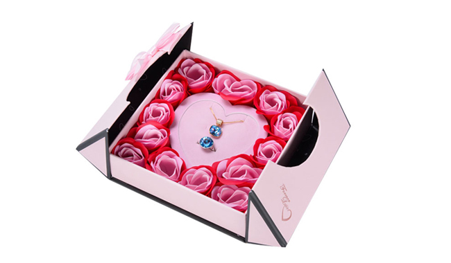 創(chuàng)意禮品盒包裝設(shè)計(jì)